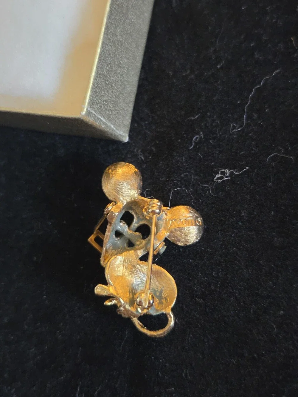 Vintage Avon Mouse Brooch